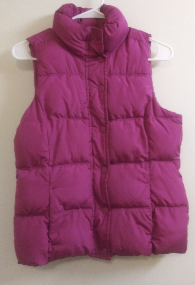 2/$20 Vintage Warm & Cozy Vest XS - Picture 1 of 3
